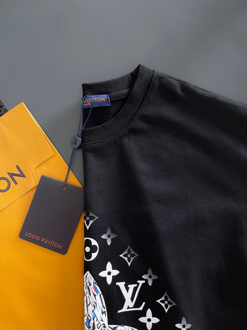 春もの新作ルイヴィトン Tシャツ コピー 21SS フロウティングLVプリンテッド vux11502N級品