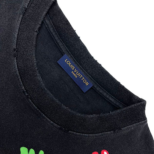 【個性的×ハイセンス】LV×YK コピー エンブロイダードフェイスTシャツ vux58778激安送料無料