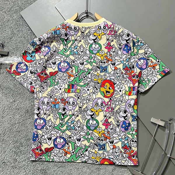 確保済み ルイヴィトン モノグラム コミック Tシャツ コピー vux69730高い品質