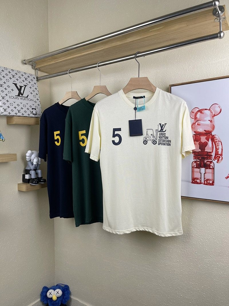 世界中で大人気♪ルイヴィトン☆プリントTシャツ偽物 vux69768N級品