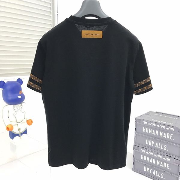 争奪戦​ルイヴィトン シグネチャーショートスリーブクルーネック Tシャツ コピー 2色 vuy87704最高級
