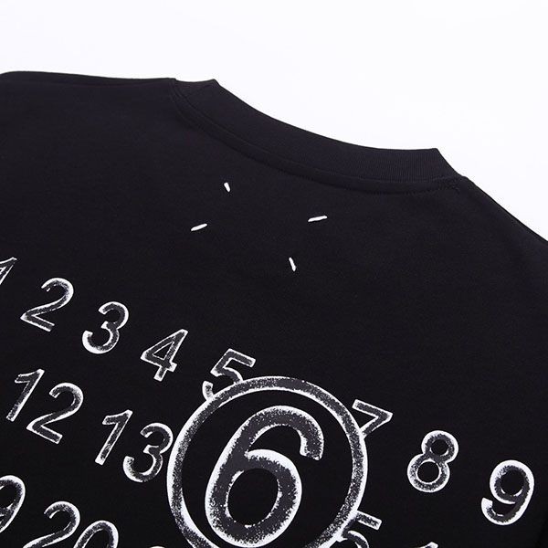 目を惹くカラー メゾン マルジェラ ナンバリング コピー ロゴ Tシャツ Mao92926最高級
