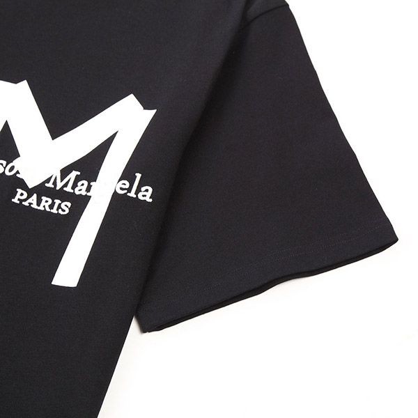 人気No1メゾンマルジェラ ロゴ ブラックTシャツ 偽物 Maq15697最高級