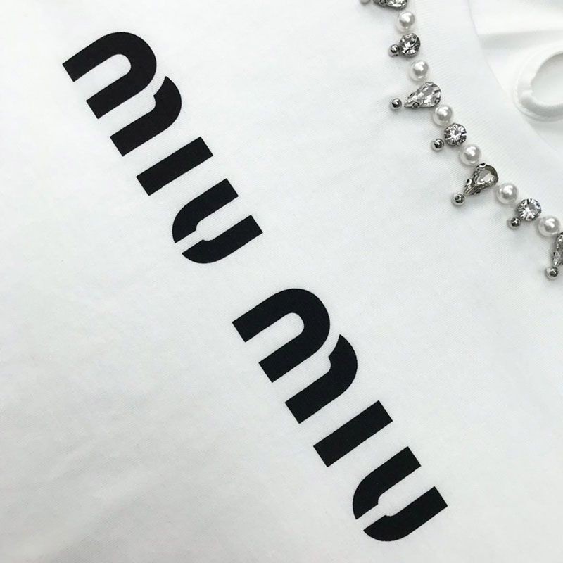 送料込ミュウミュウ コピー★クリスタル クロップドコットンTシャツ MJL8161V6FF0009高い品質