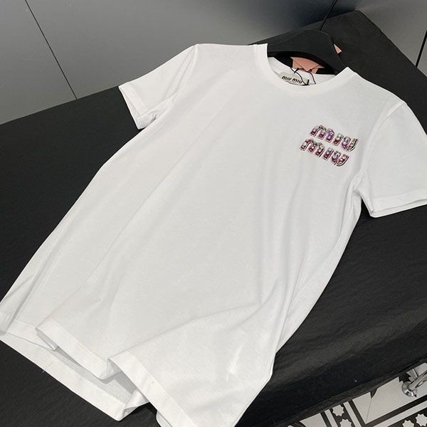 即発送 ミュウミュウ 刺繍入りコットンTシャツ コピー myf59063最高級