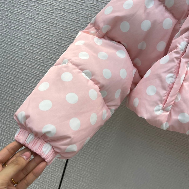 一目惚れ♪【MIU MIU コート コピー】フード付 カシミアダウンジャケット myh10466高い品質