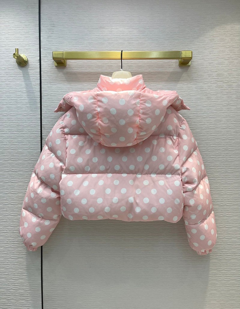 一目惚れ♪【MIU MIU コート コピー】フード付 カシミアダウンジャケット myh10466代引きを販売