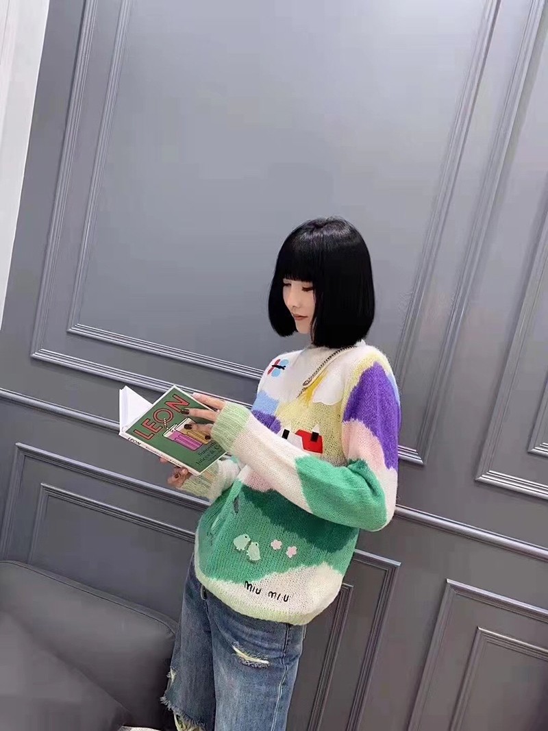 希少色☆ミュウミュウ 偽物☆ オーバーサイズロゴモヘアセーター♪ myk82366激安送料無料