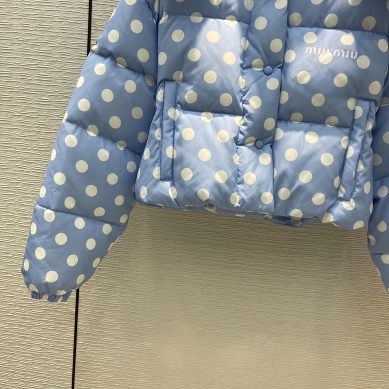 一目惚れ♪【MIU MIU コート コピー】フード付 カシミアダウンジャケット myl07689激安送料無料