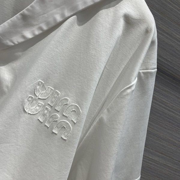 春夏新作ミュウミュウ プリントコットンジャージー Tシャツ 偽物 myl50797激安送料無料