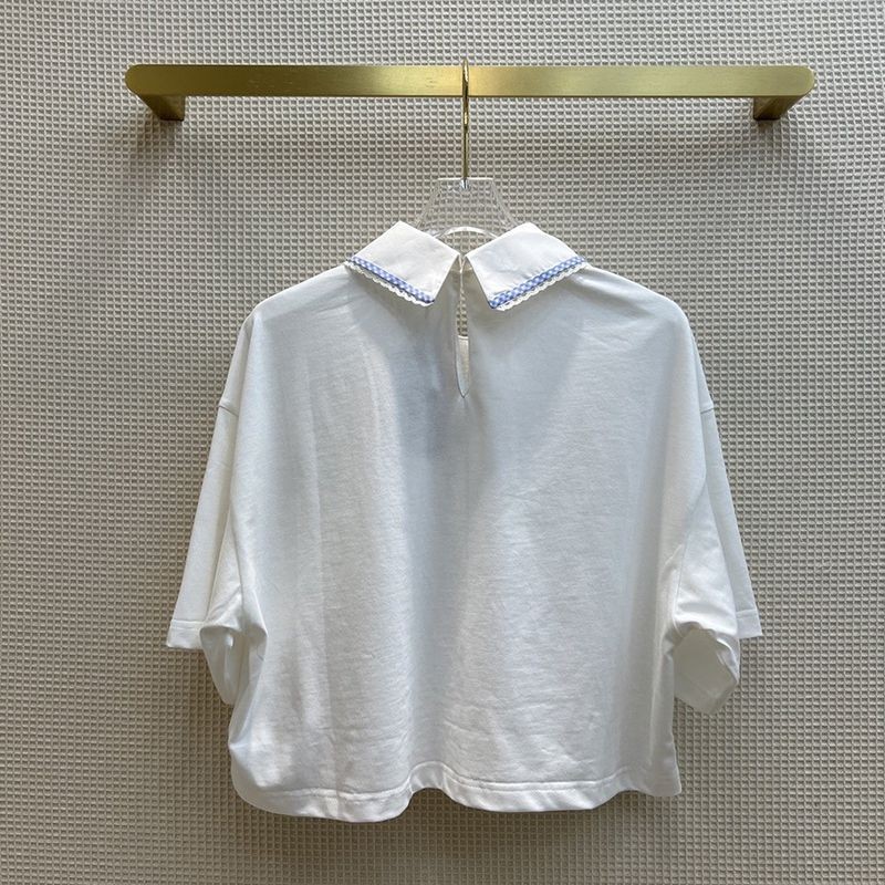 人気急上昇【ミュウミュウ】★刺繍ロゴ入り コットン Tシャツ 偽物 myl62564高い品質