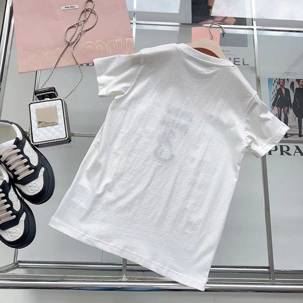 最安値挑戦 ミュウミュウ 刺繍入りコットンTシャツ コピー myl63098代引きを販売