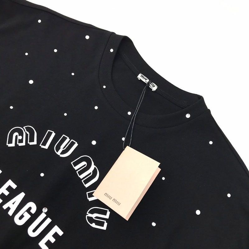 定番ミュウミュウ スーパーコピー Leagueロゴ入りのアイコニックなTシャツ myl95744激安送料無料