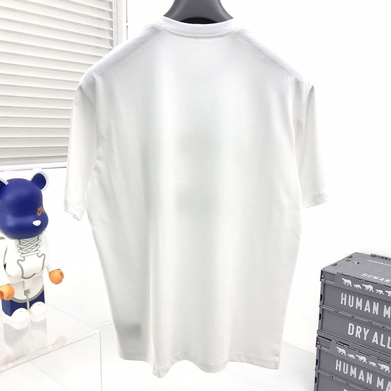 超話題!ミュウミュウ コピー Leagueロゴ入りのアイコニックなTシャツ myu24874通販
