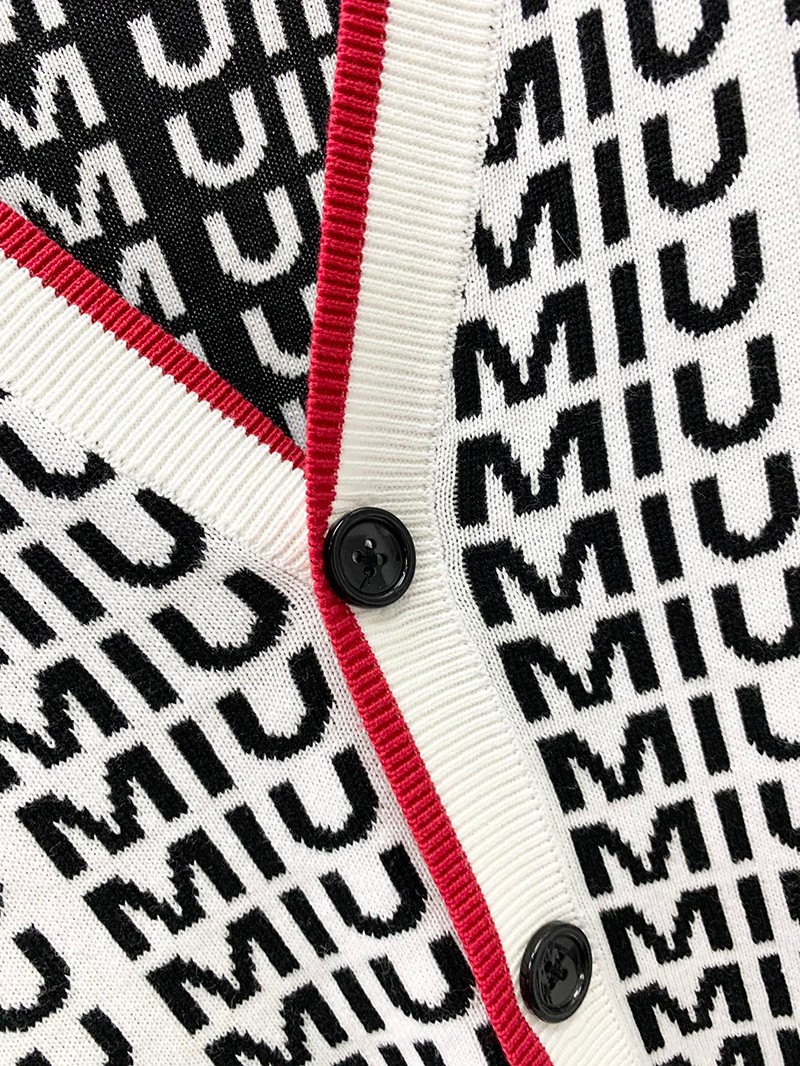 累積売上総額第１位！MIU MIU セーター 偽物☆ オーバーサイズロゴモヘアセーター♪ myv89740高い品質