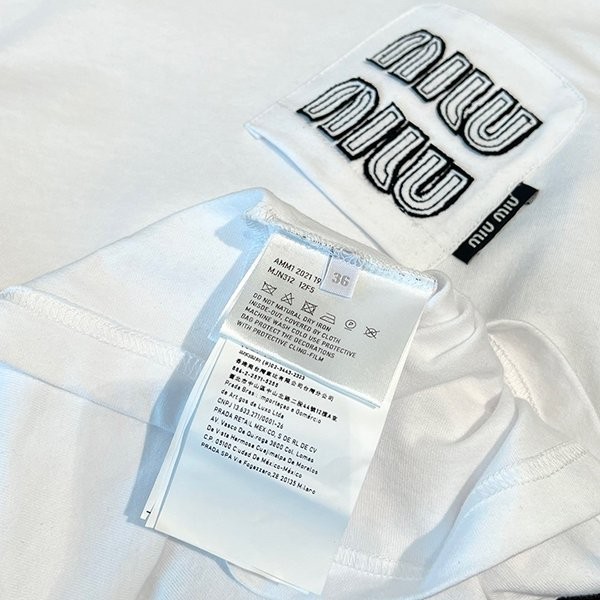 新色☆希少ミュウミュウ CLUB LOGO Tシャツ コピー 刺繍ロゴ myy90100人気