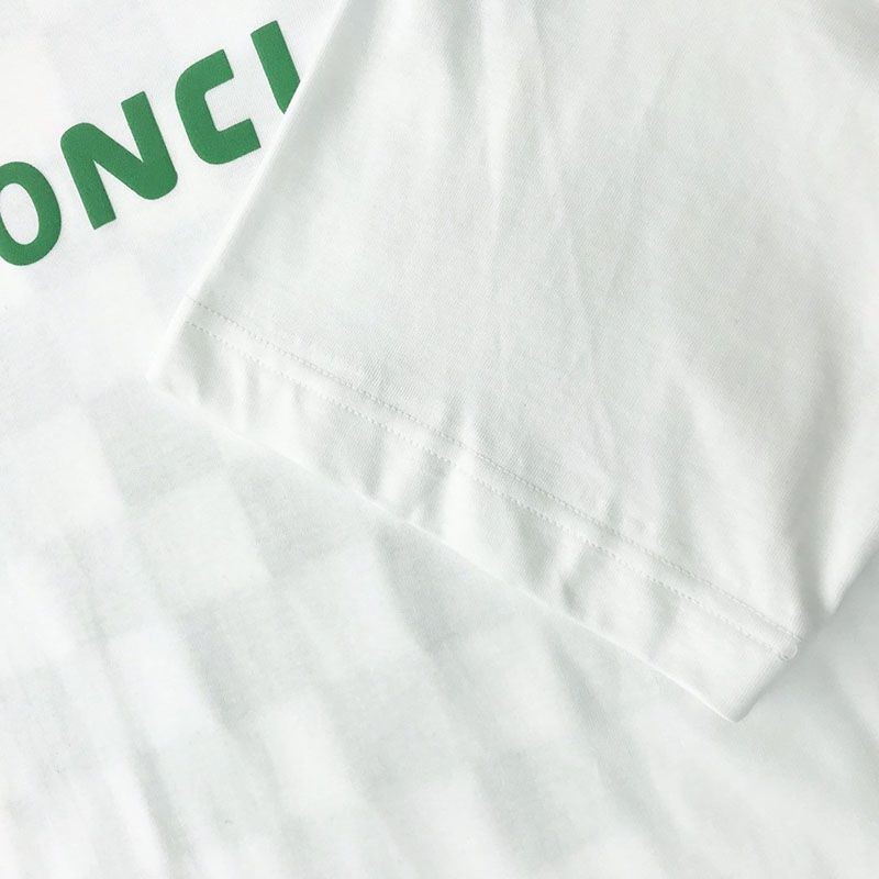 完売必至 モンクレール Tシャツ パロディ 半袖 クルーネック ロゴ 2色 8C00013829FB高い品質