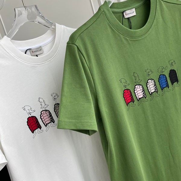 モンクレール 偽物 ダックアウトラインプリントTシャツ 3色 H20918C00029829H8激安送料無料