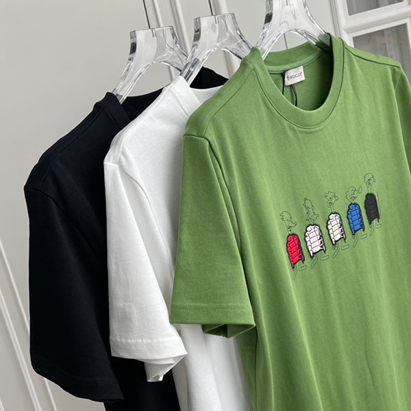 モンクレール 偽物 ダックアウトラインプリントTシャツ 3色 H20918C00029829H8人気