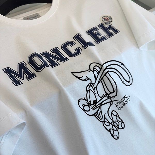 モンクレール ロゴ付きロジャー・ラビットプリントTシャツ コピー I10918C000激安送料無料