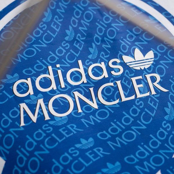 モンクレール アディダス コラボ★ロゴプリント Tシャツ moc25317人気