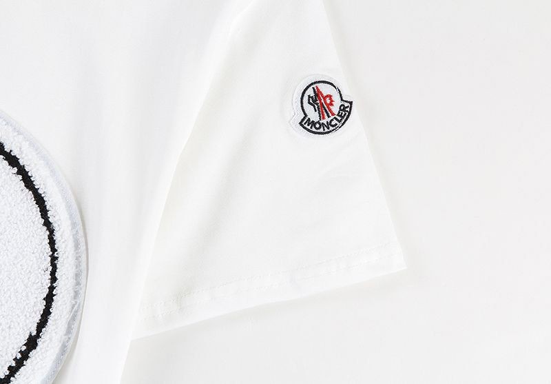 超希少！モンクレール 偽物 ビッグ ロゴ T シャツ mod34684N級品
