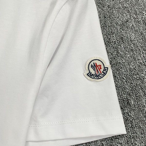 大人気!モンクレール コットンジャージ クルーネック ロゴTシャツ コピー mof25797最高級