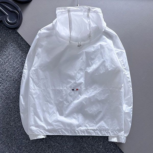 ★日本!!人気！モンクレール ロゴ ナイロン パーカージャケット mog13617通販