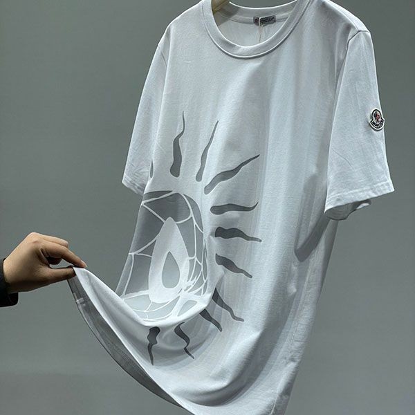 n級 おすすめ モンクレール ロゴプリントTシャツ 偽物 mog43951代引きを販売