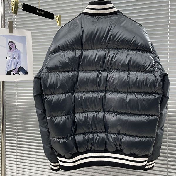 高級ブランド モンクレール ボンバーダウンジャケットコピー TORILIS moi11719代引きを販売