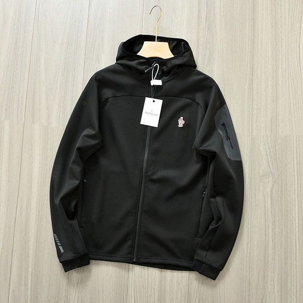 大人気!モンクレール トラックスーツ ジャケット moi40543代引きを販売