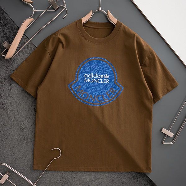 ブティック♪モンクレール アディダス コラボ★ロゴプリント Tシャツ 偽物 moi78908