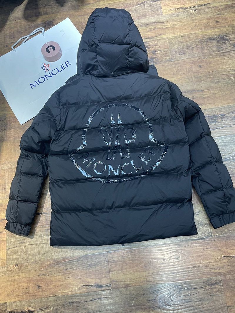 欲しい♡超限定♪ 送料込み◇モンクレール Pallardy バックロゴ ダウンジャケット偽物 mol99307激安送料無料