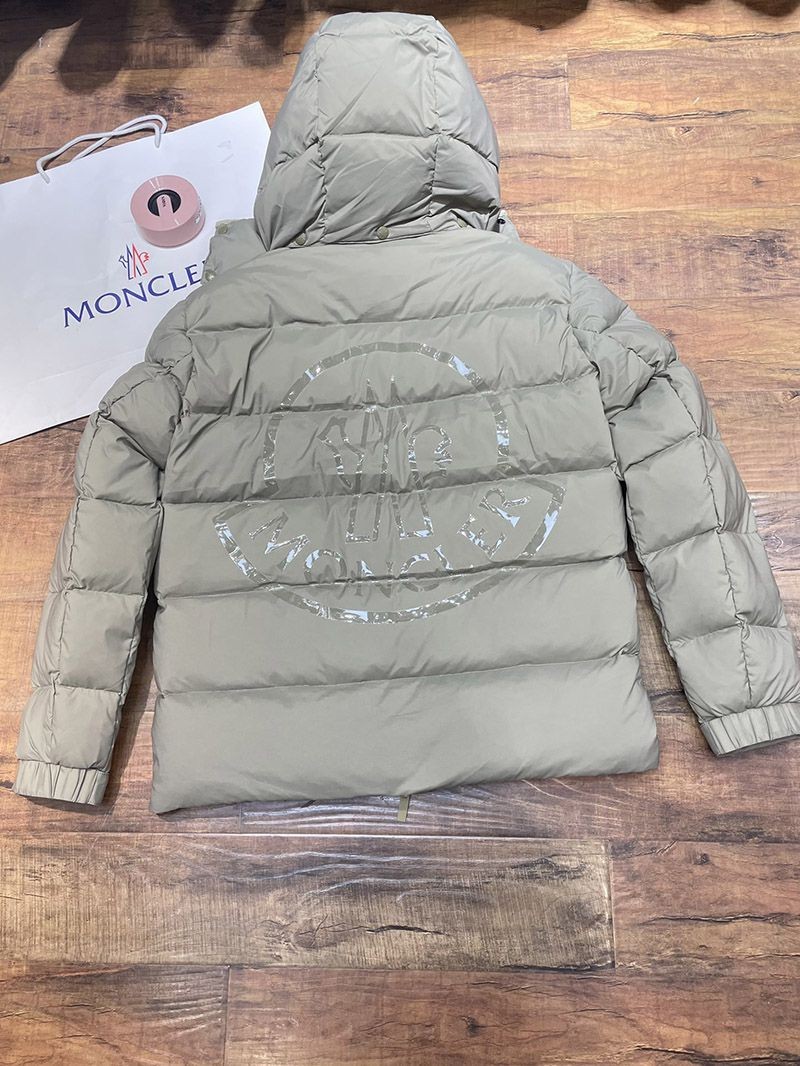 欲しい♡超限定♪ 送料込み◇モンクレール Pallardy バックロゴ ダウンジャケット偽物 mol99307最高級