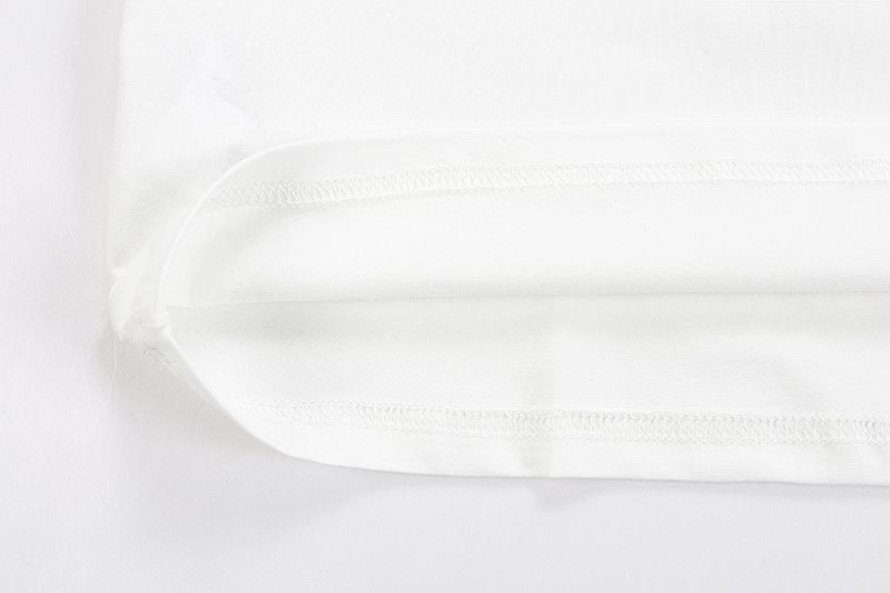 ☆超人気☆モンクレール 偽物 ビッグ ロゴ T シャツ mom17646最高級