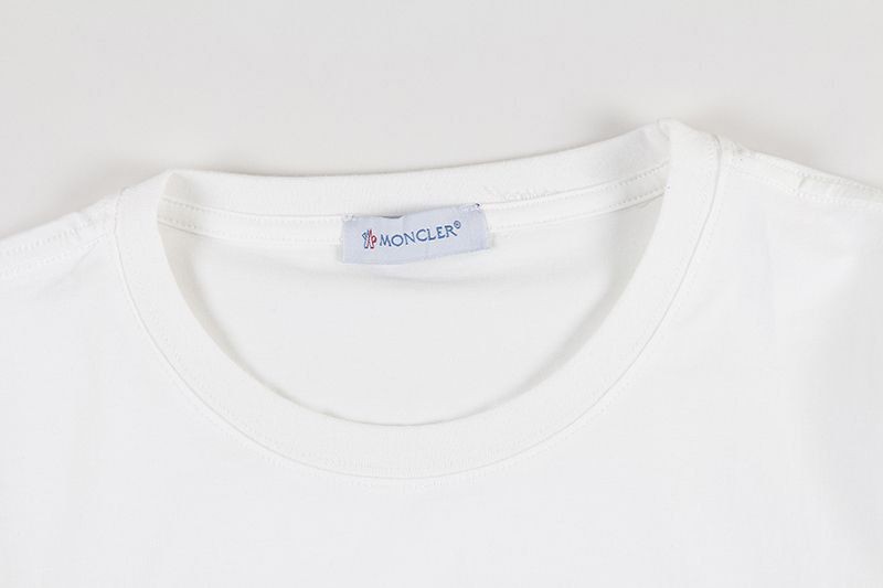 ☆超人気☆モンクレール 偽物 ビッグ ロゴ T シャツ mom17646N級品