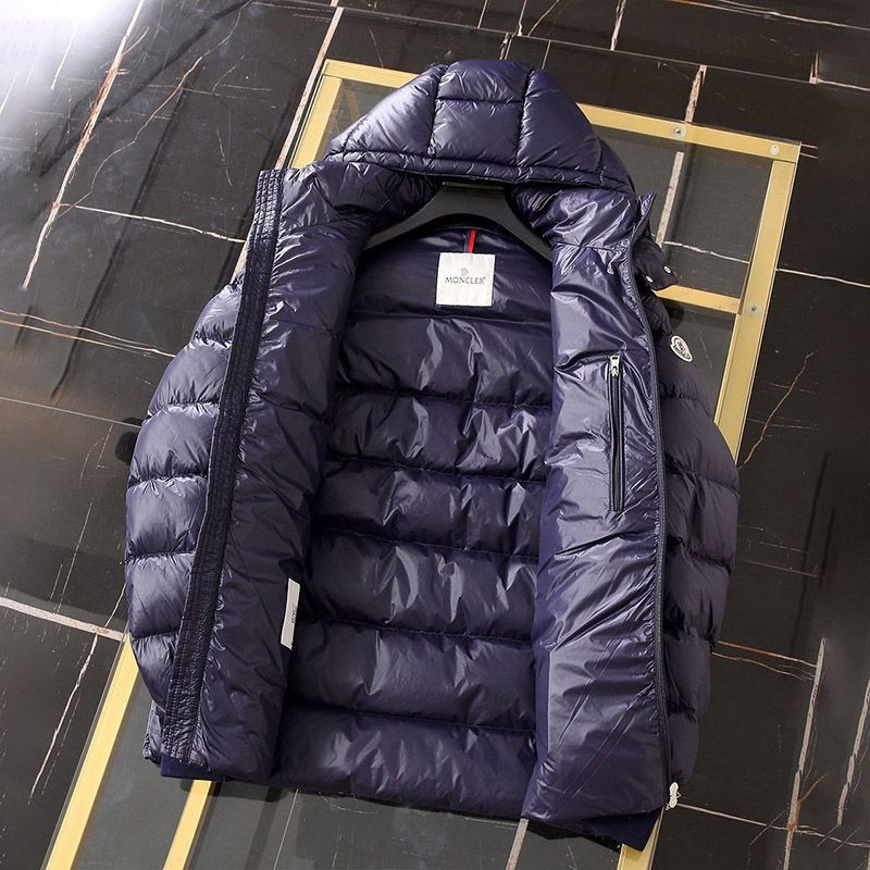 世界中で大人気♪2021FW モンクレール 偽物 フード付ダウン mom69230高い品質