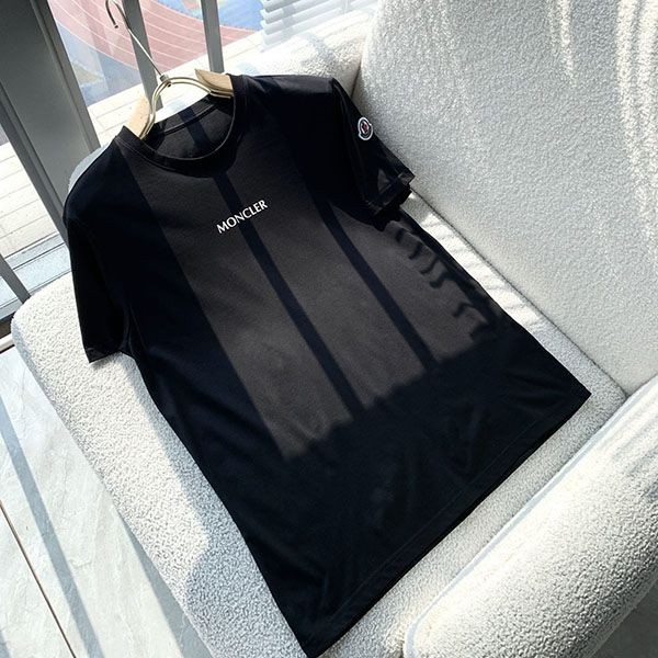n級品 おすすめ モンクレール Tシャツ コピー 半袖 ロゴ mom97011高い品質