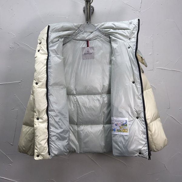 ☆超人気☆★モンクレール 偽物★袖ロゴ ダウンカーディガン パーカー mon53705激安送料無料