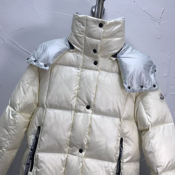 ☆超人気☆★モンクレール 偽物★袖ロゴ ダウンカーディガン パーカー mon53705高い品質