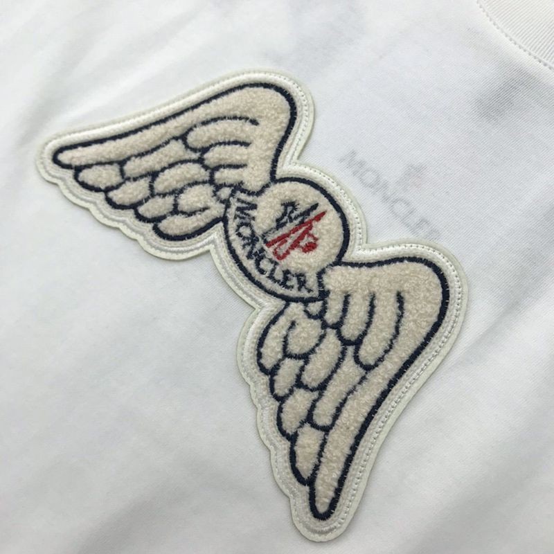 22AW新作モンクレール◆ブラック ロゴ コットン Tシャツ パロディ moo26915高い品質