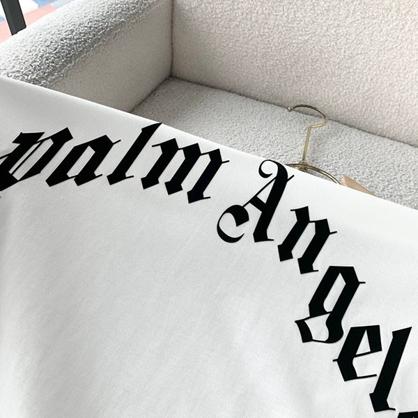 送料無料 モンクレール Palm angels 偽物 ロゴプリント ロゴパッチ Tシャツ mop32480