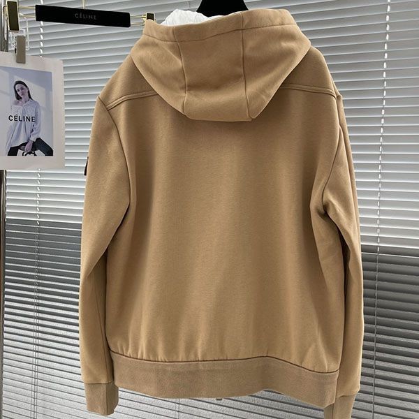 送料無料 モンクレール ダウン カーディガン 偽物 moq79396代引きを販売