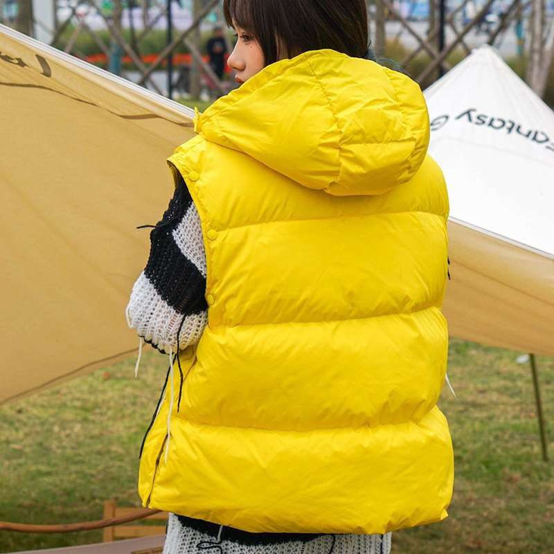 超話題!モンクレール ショートダウンジャケッ コピー ダウンベスト mor39948N級品