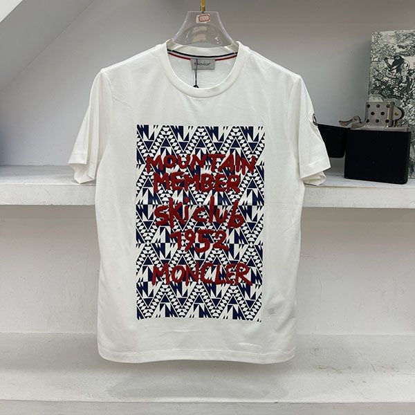 n級 おすすめモンクレール 偽物 ロゴ コットン クルーネック Tシャツ 2色 mos89559通販
