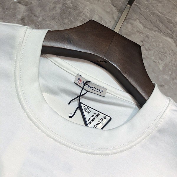春夏新作 モンクレール ロゴマークTシャツ 偽物 mov08058激安送料無料