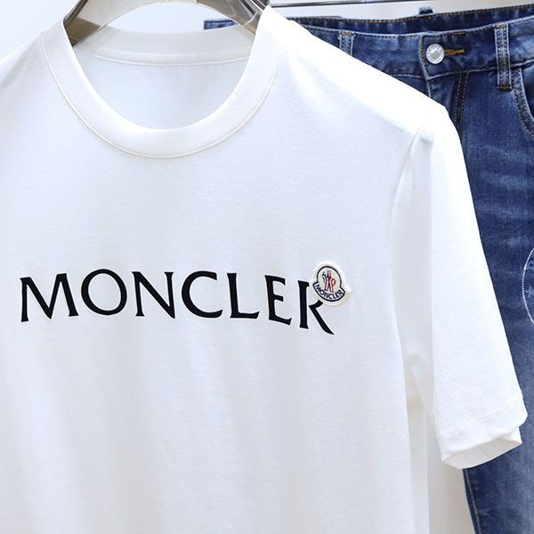 目を惹くカラー モンクレール Tシャツ コピー 半袖 クルーネック ロゴ mov84857最高級