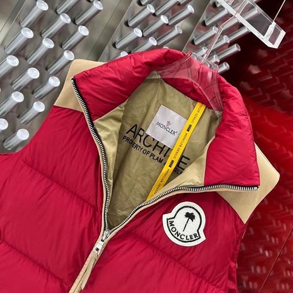 モンクレール × Palm Angels スーパーコピー ダウンベスト 限定コラボ mox66424激安送料無料