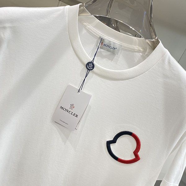 追跡付き 安いモンクレール 偽物 ロゴ コットン クルーネック Tシャツ 2色 moy51008人気