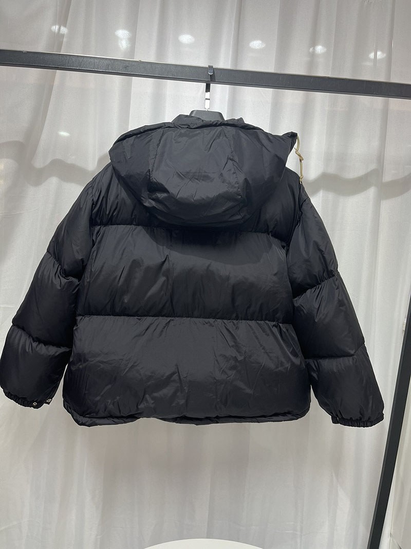 大人気！グッチ ノースフェイス ナイロンダウンコピー Nob31309最高級